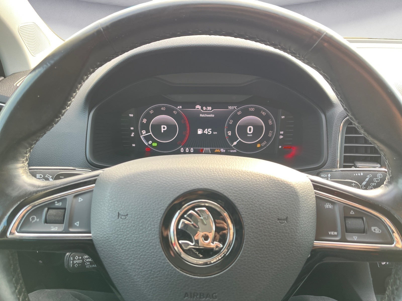 Skoda - Karoq 2.0 TDI SCR 4x4 DSG Drive 125