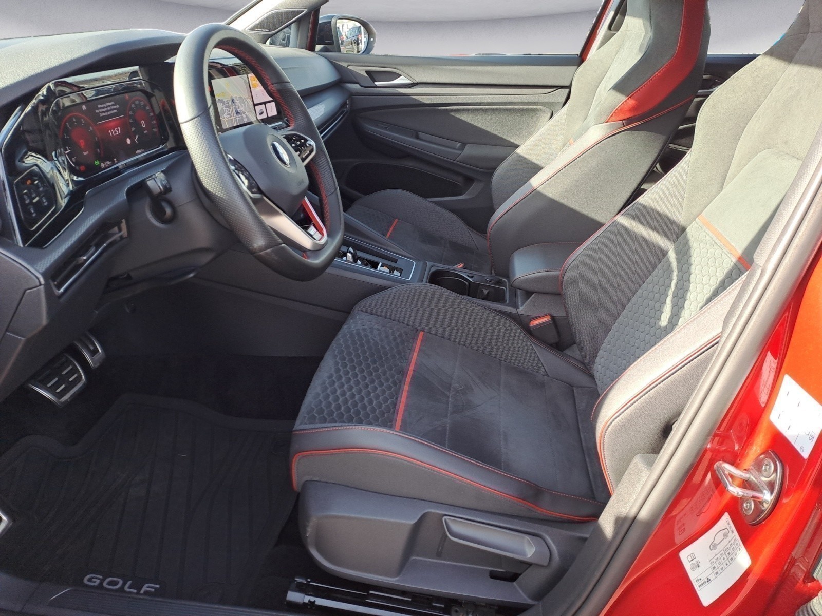 Volkswagen - Golf GTI