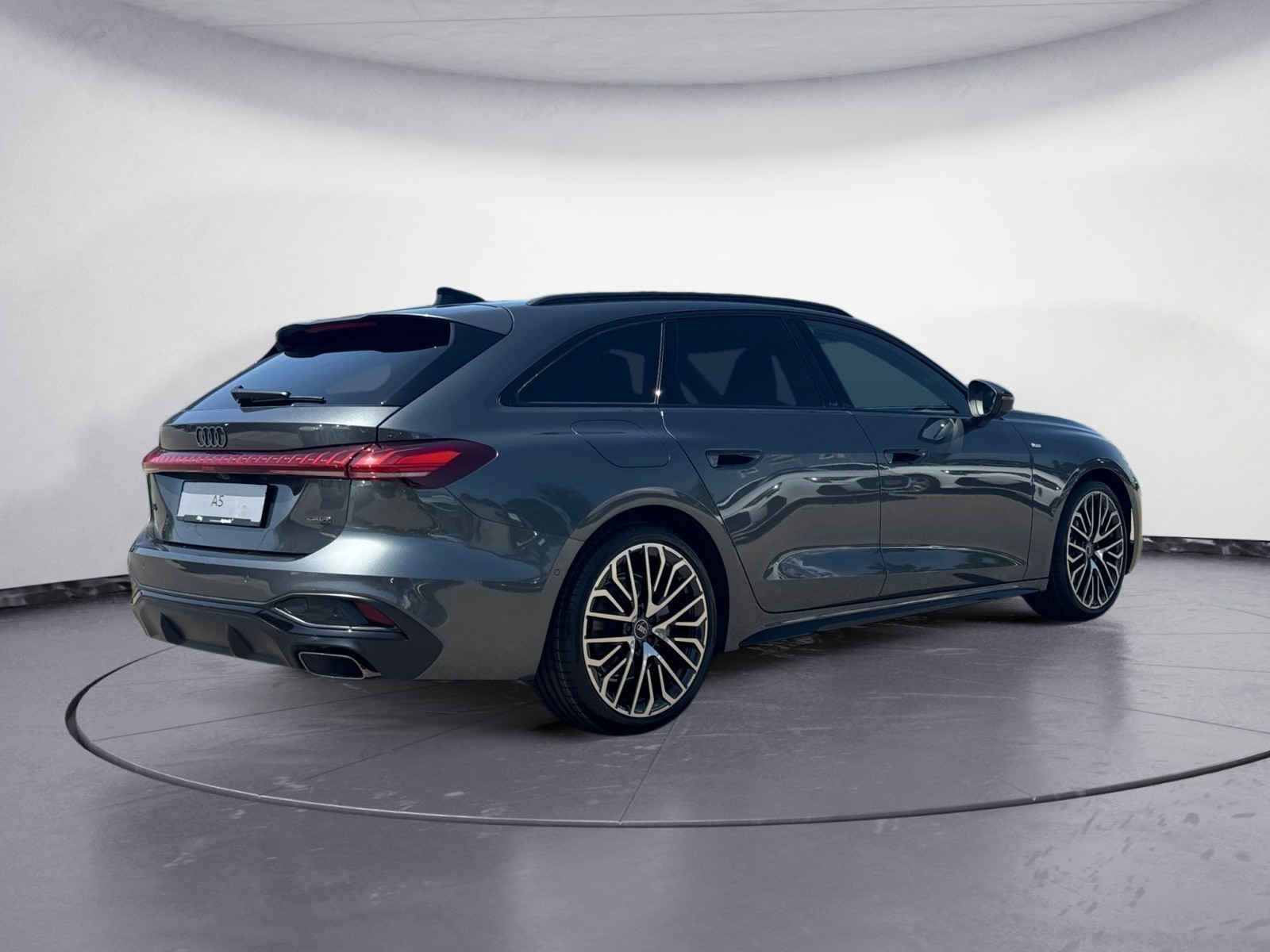 Audi - A5 Avant TFSI quattro S tron ic