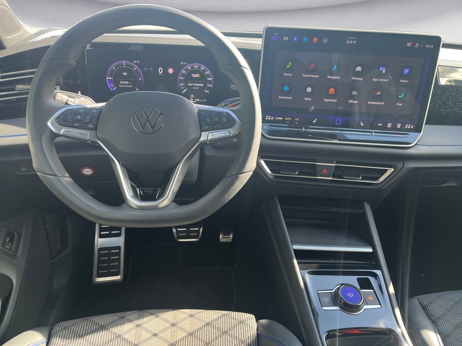 Volkswagen - Tiguan 2.0 TDI SCR 4MOTION DSG R-Line