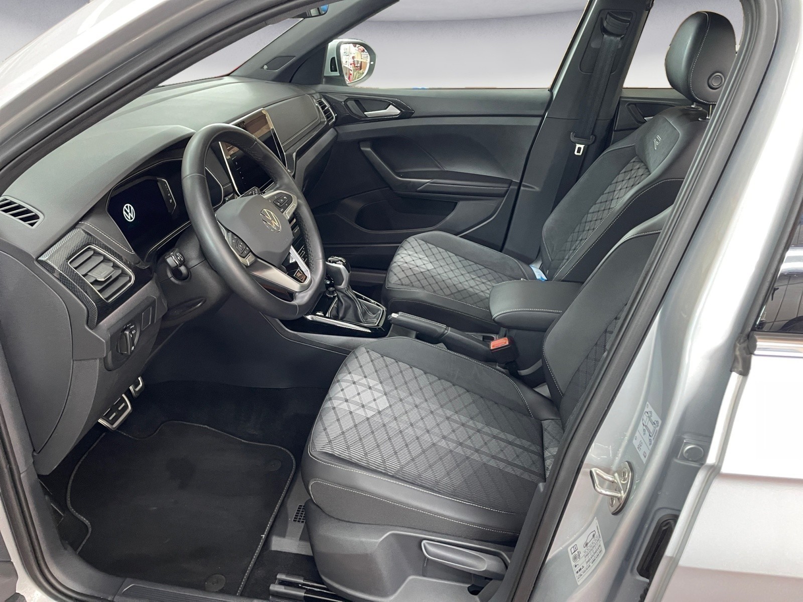 Volkswagen - T-Cross R-Line 1.5 l TSI ACT OPF