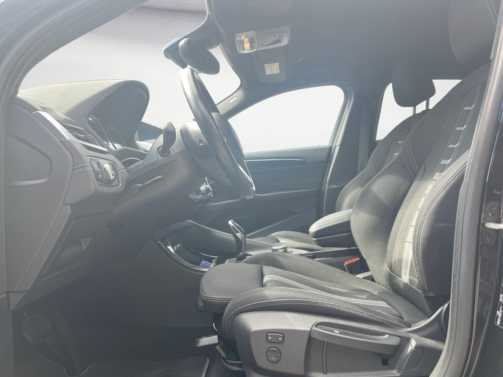 BMW - X2 sDrive18i Aut. Advantage Plus