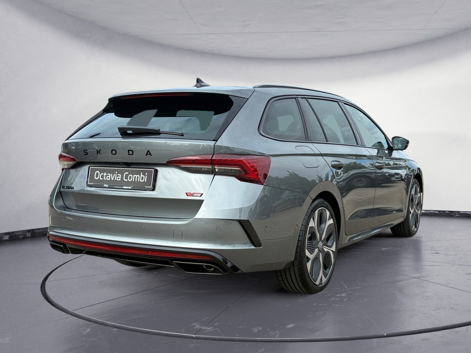 Skoda - Octavia Combi RS 2,0 TSI 7-Gang-DSG