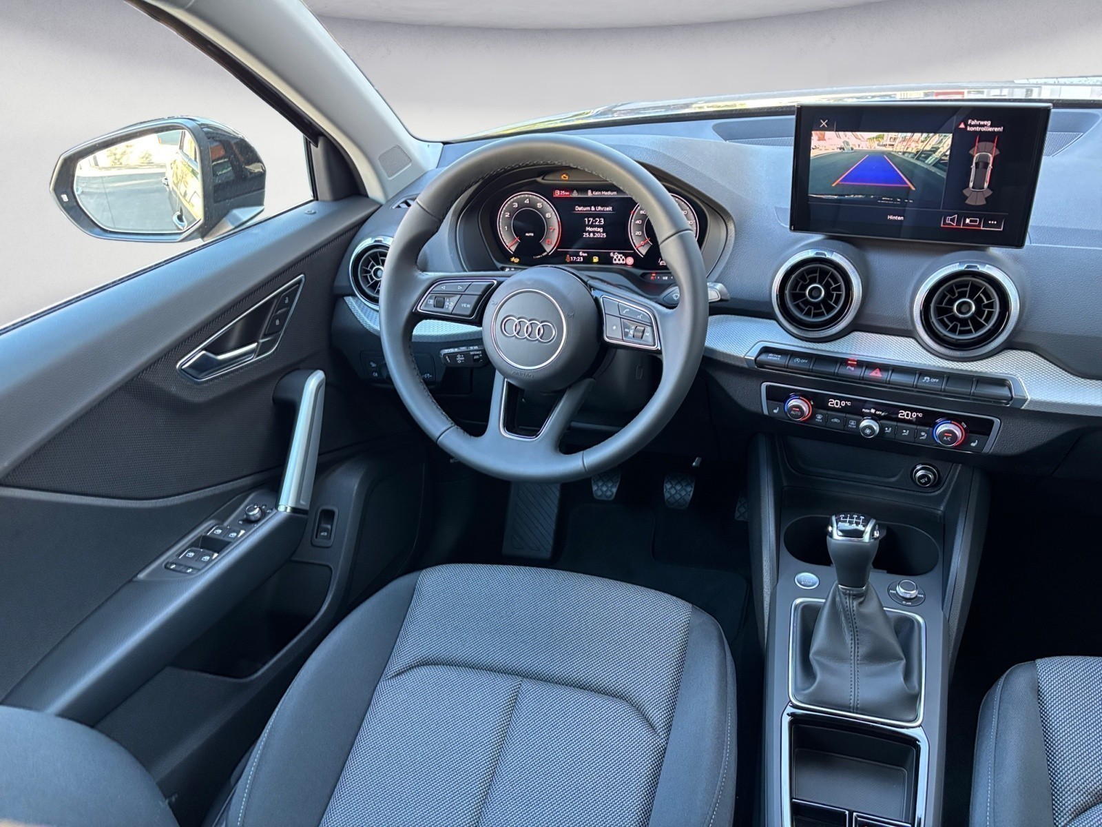 Audi - Q2 S line 30 TFSI 85(116) kW(PS) Sc haltgetriebe