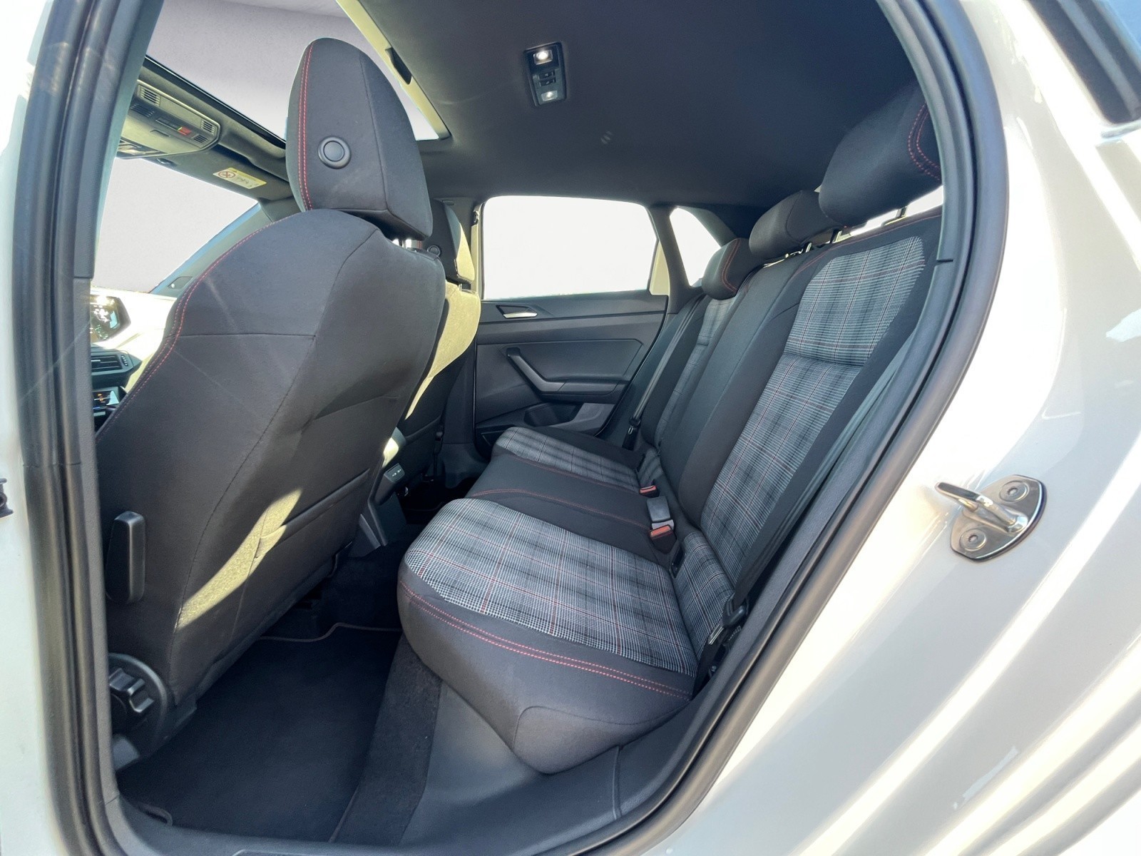 Volkswagen - Polo 2.0 TSI DSG GTI