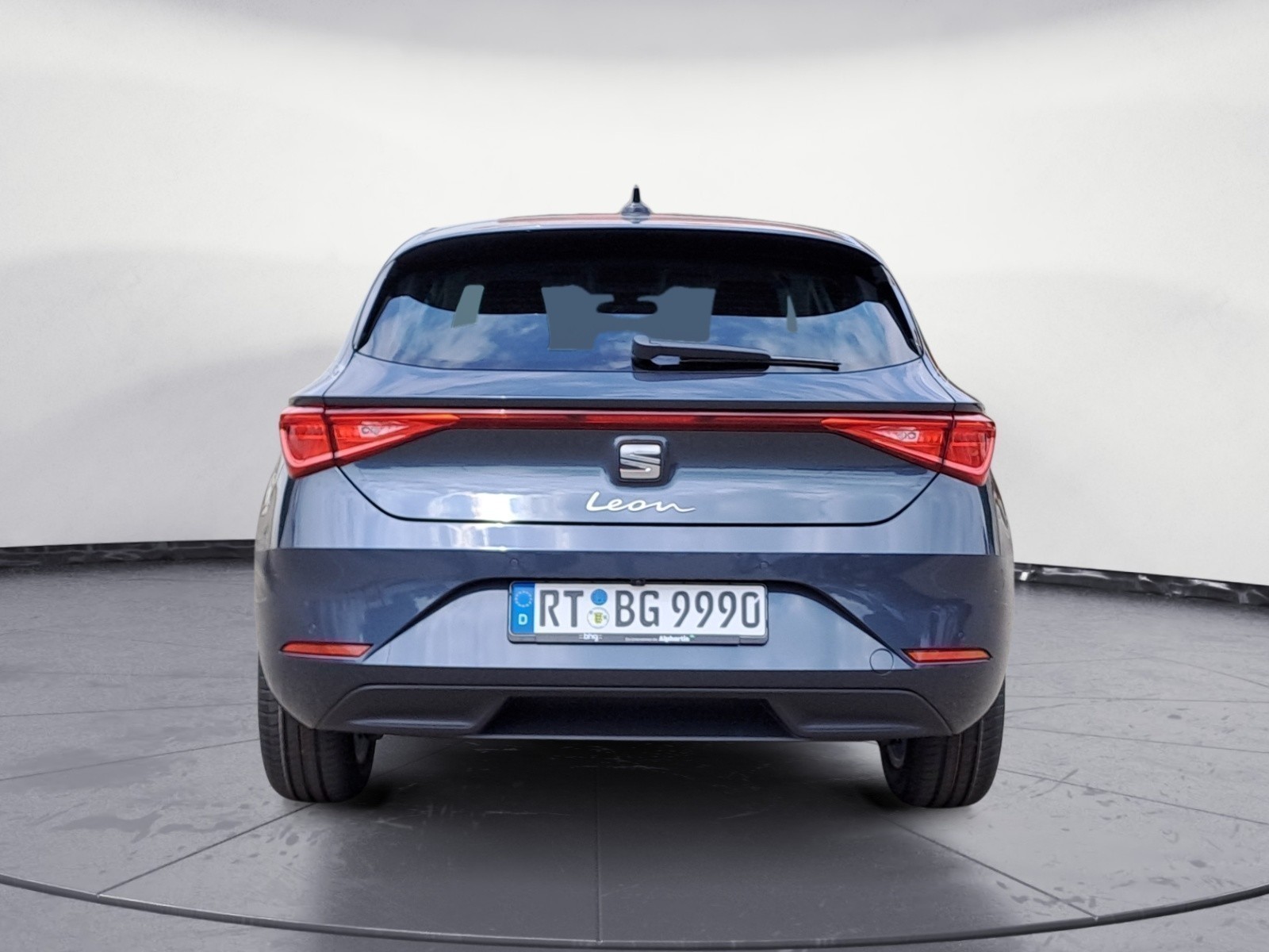 Seat - Leon Road Edition 1.5 eTSI  7-Gang-DSG