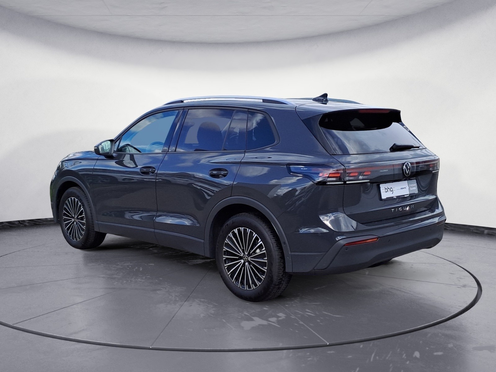 Volkswagen - Tiguan 2.0 TDI SCR DSG Life