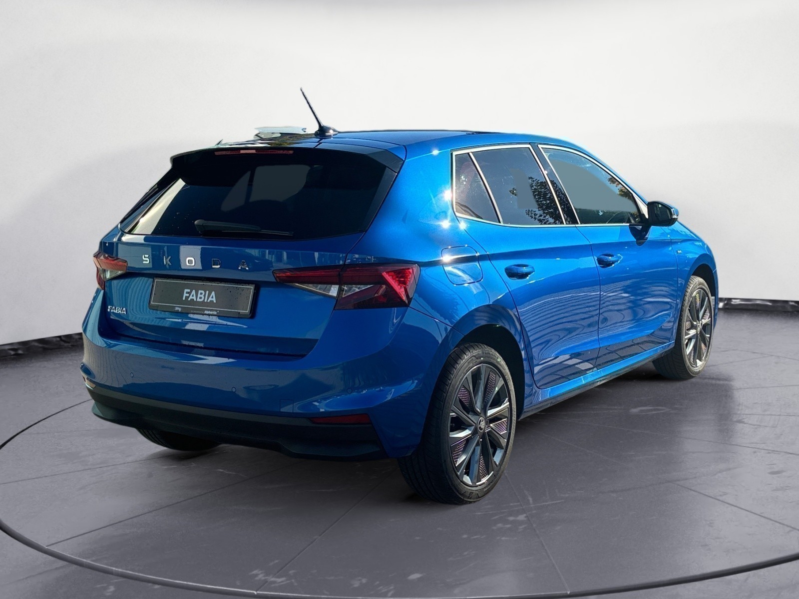 Skoda - Fabia Tour 1,0 TSI 7-Gang-DSG