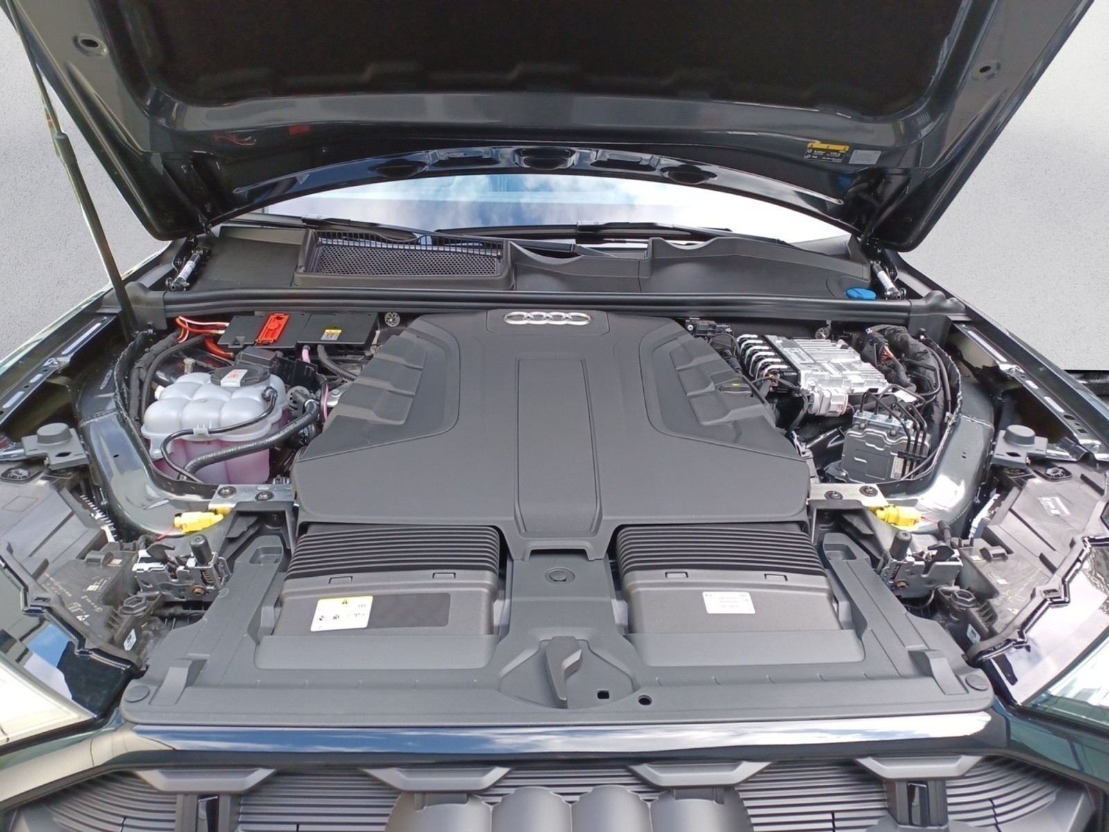 Audi - Q7 SUV S line 50 TDI quattro 210(28 6) kW(PS) tiptronic