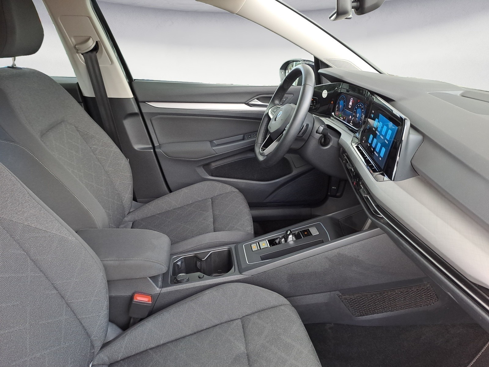 Volkswagen - Golf 1.5 eTSI OPF DSG Life