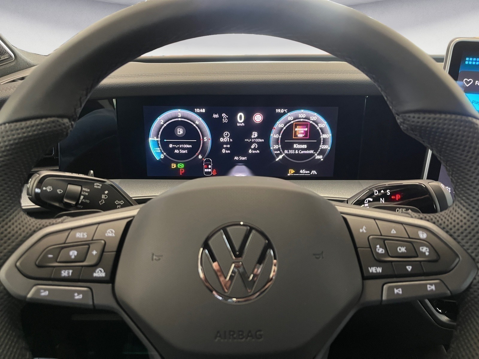 Volkswagen - Tayron R-Line 2,0 l TDI SCR 4MOTION   7-Gang-Doppelkupplungsgetrie be DSG