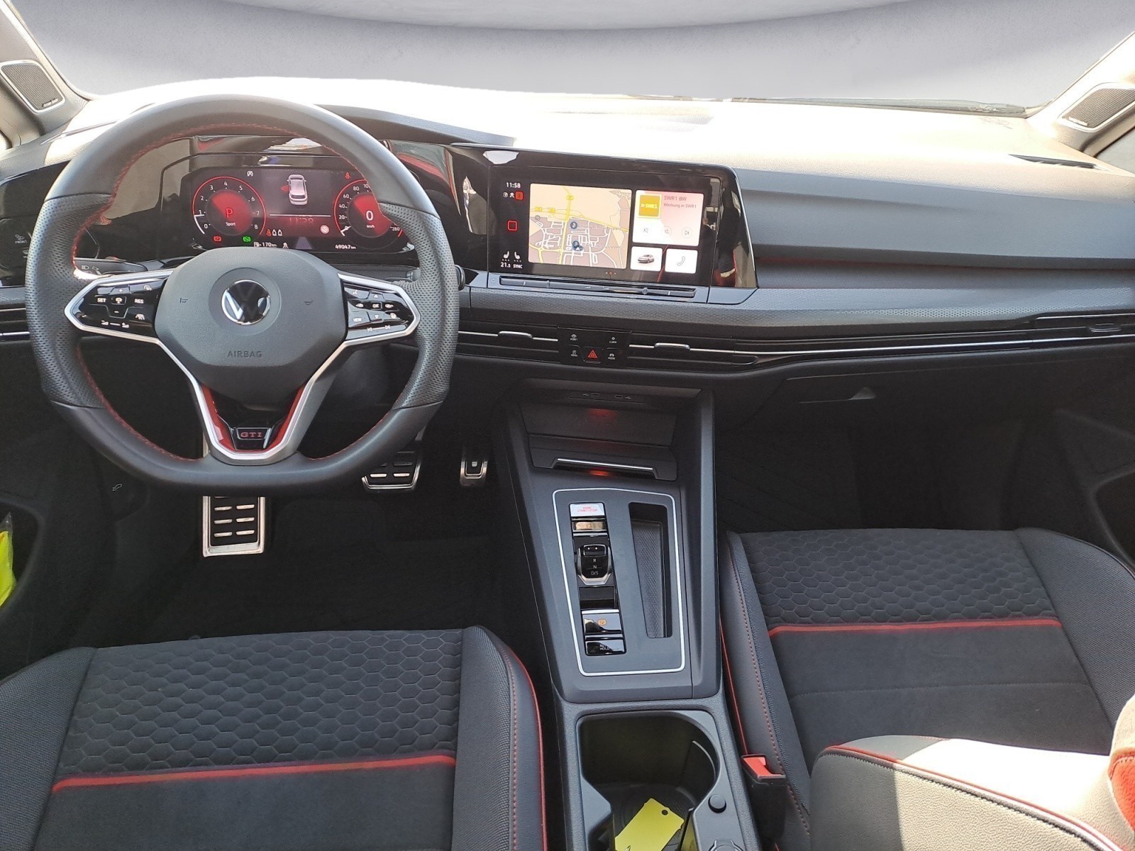 Volkswagen - Golf GTI