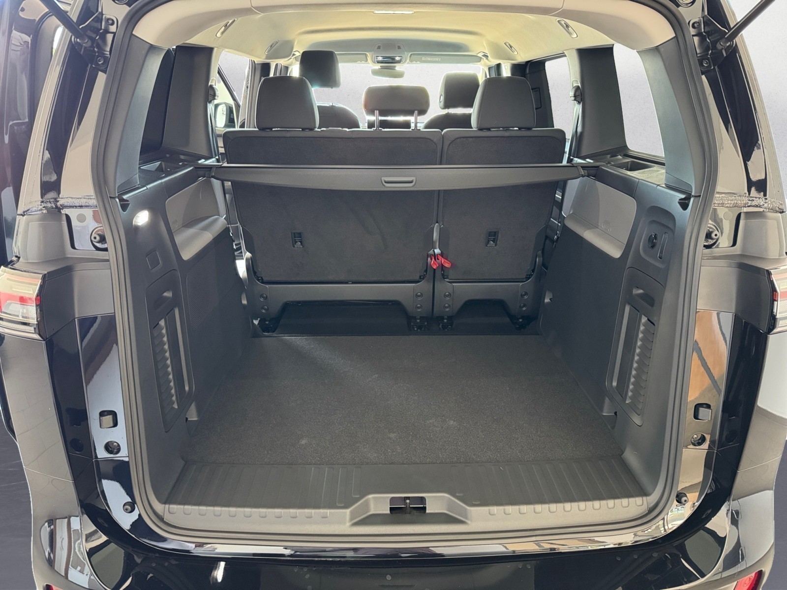 Volkswagen - ID. Buzz Pure  Heckantrie b 1-Gang-Automatik Radst. 2989 mm