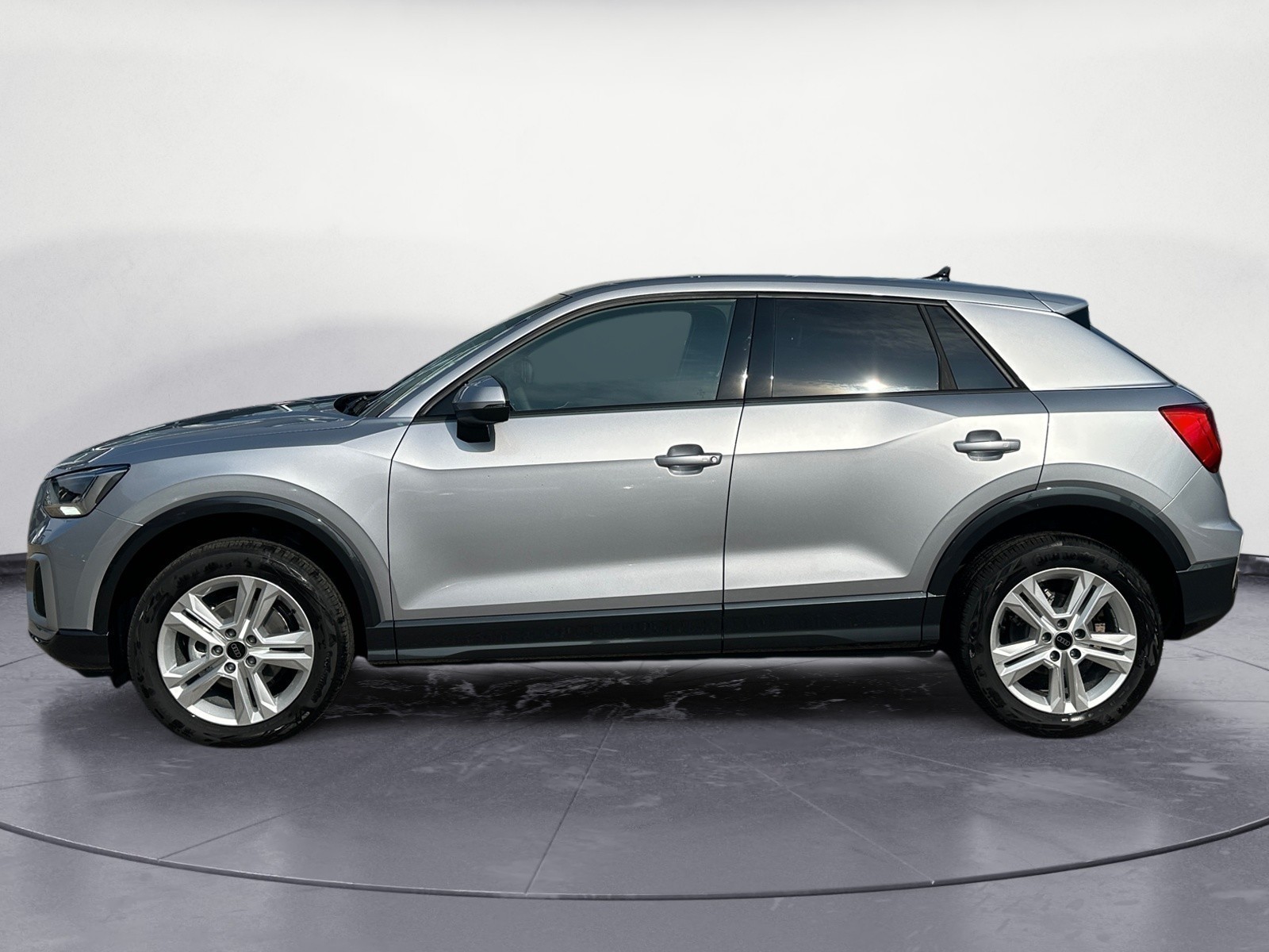 Audi - Q2 advanced 30 TFSI 85(116) kW(PS) Schaltgetriebe