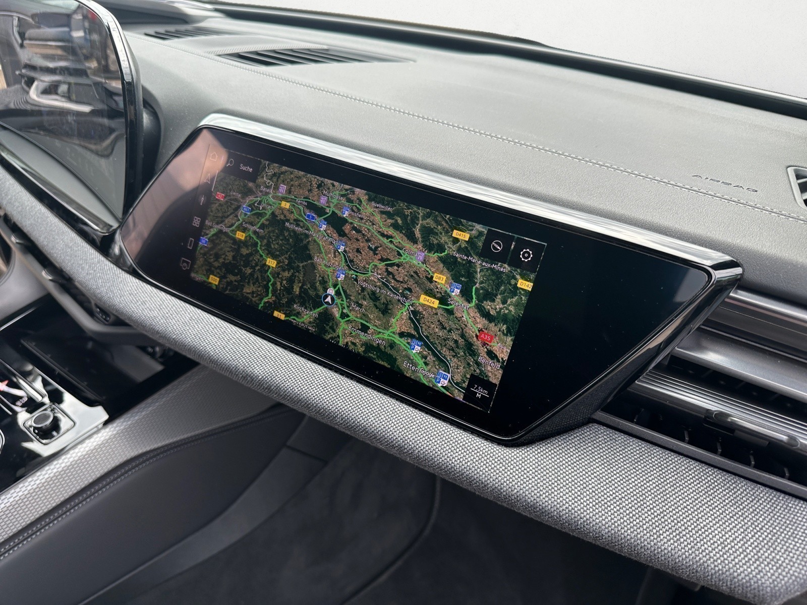 Audi - A6 Avant TDI quattro S troni