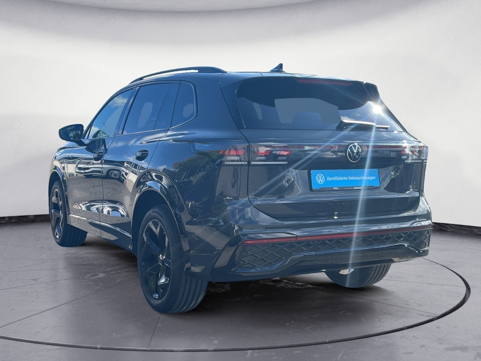 Volkswagen - Tiguan 2.0 TDI SCR 4MOTION DSG R-Line