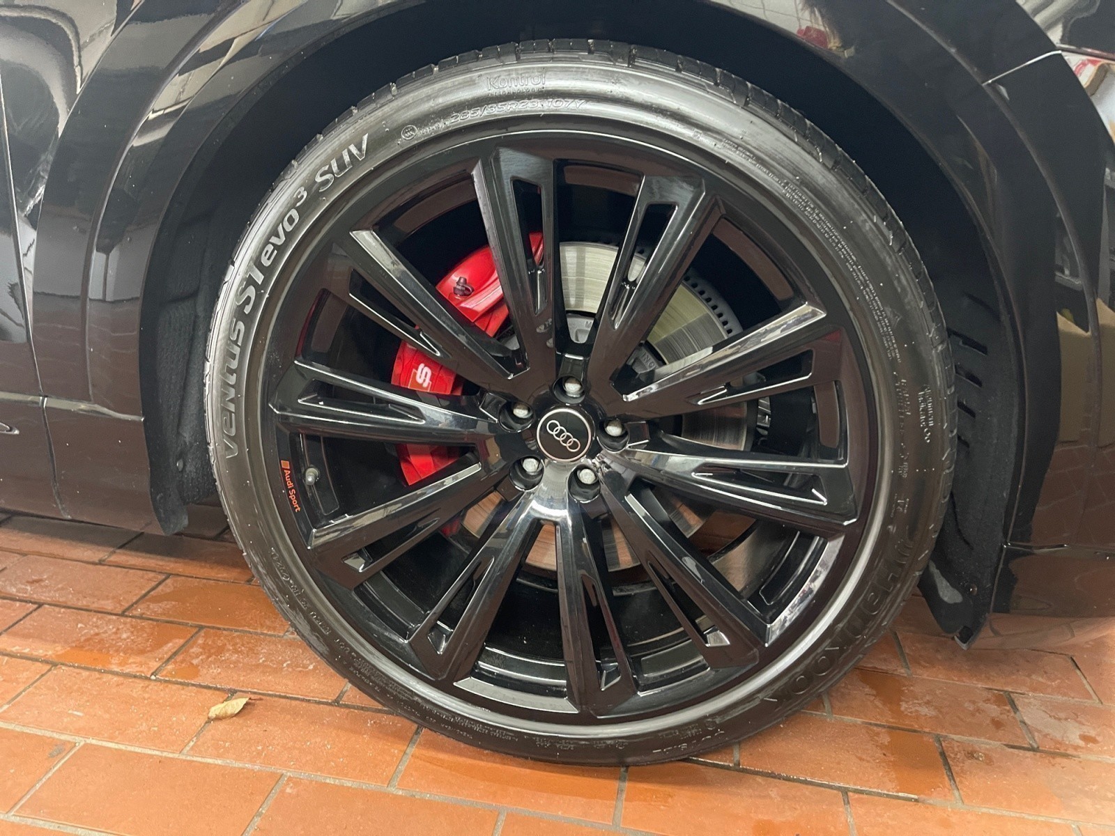 Audi - SQ8 TFSI Competition plus