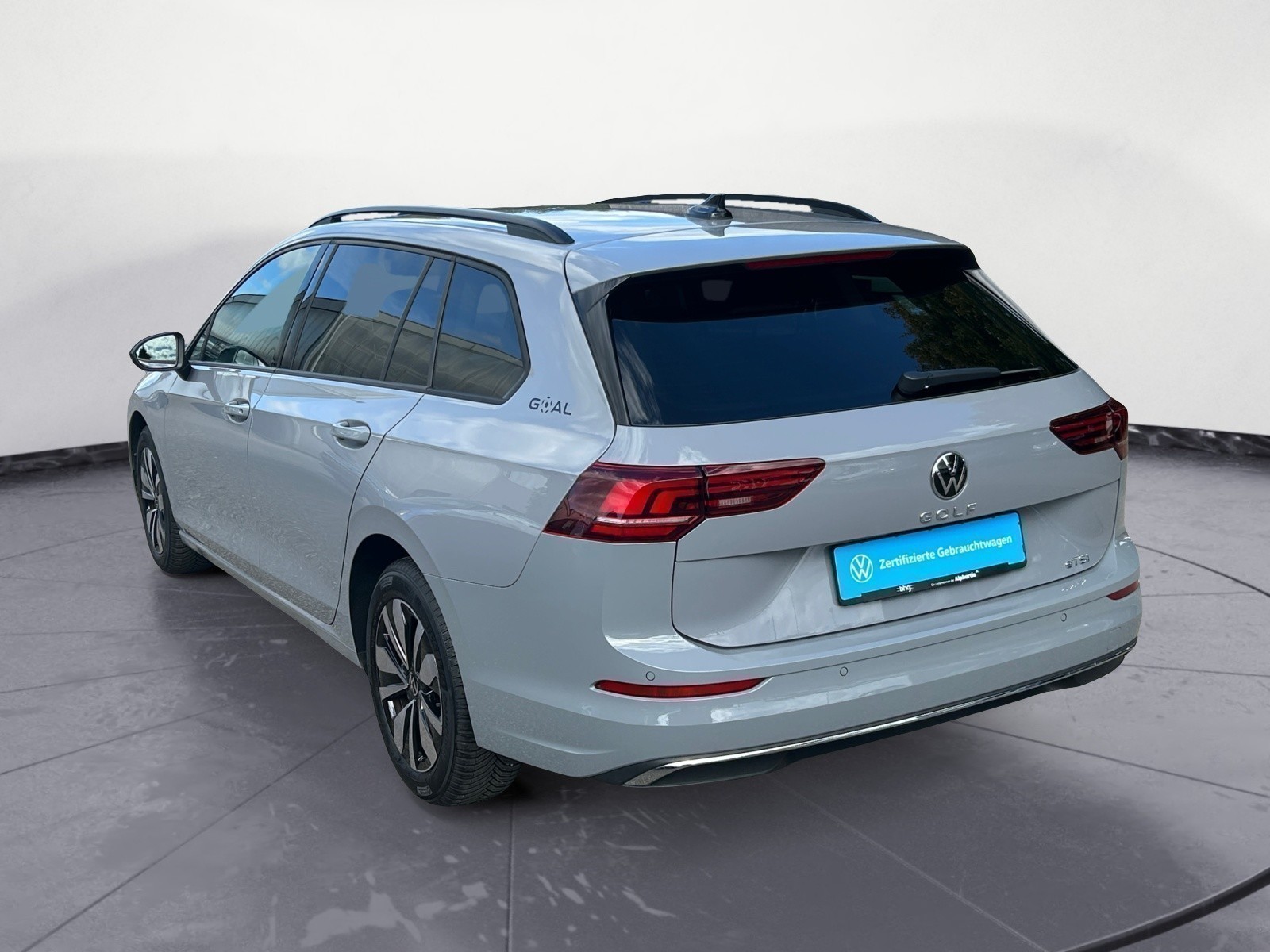 Volkswagen - Golf Variant 1.5 eTSI OPF DSG Goal