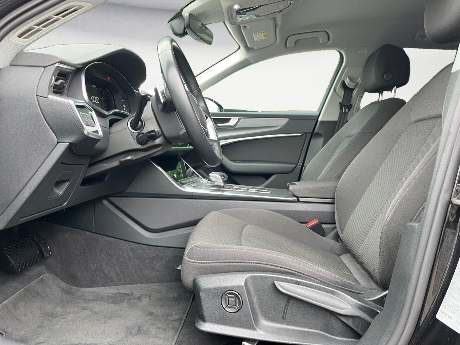 Audi - A6 Avant 45 TFSI quattro S tronic