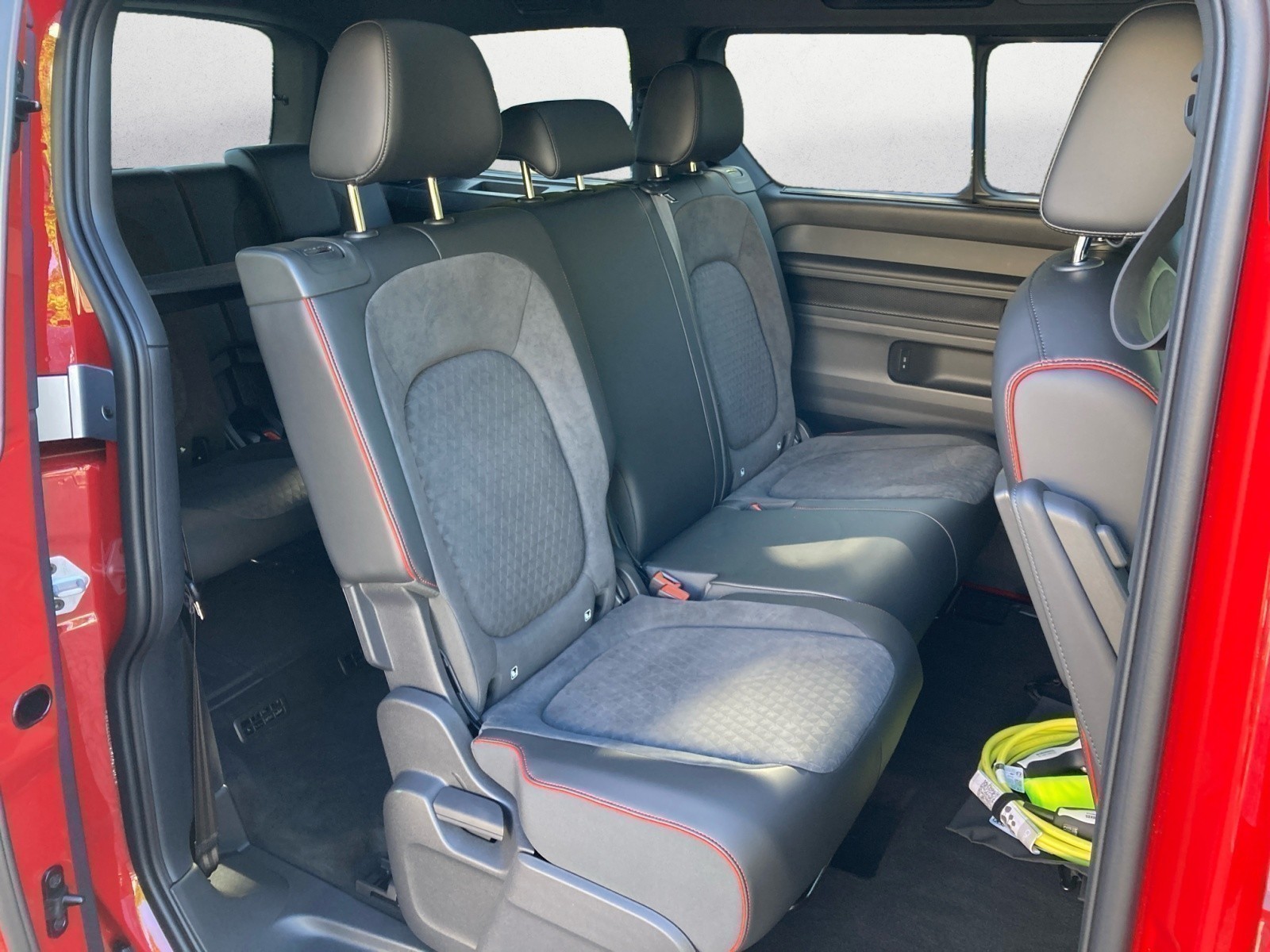 Volkswagen - ID. Buzz GTX 4MOTION langer Radstand   4MOTION 1-Gang-Automatik Ra dst. 3239 mm