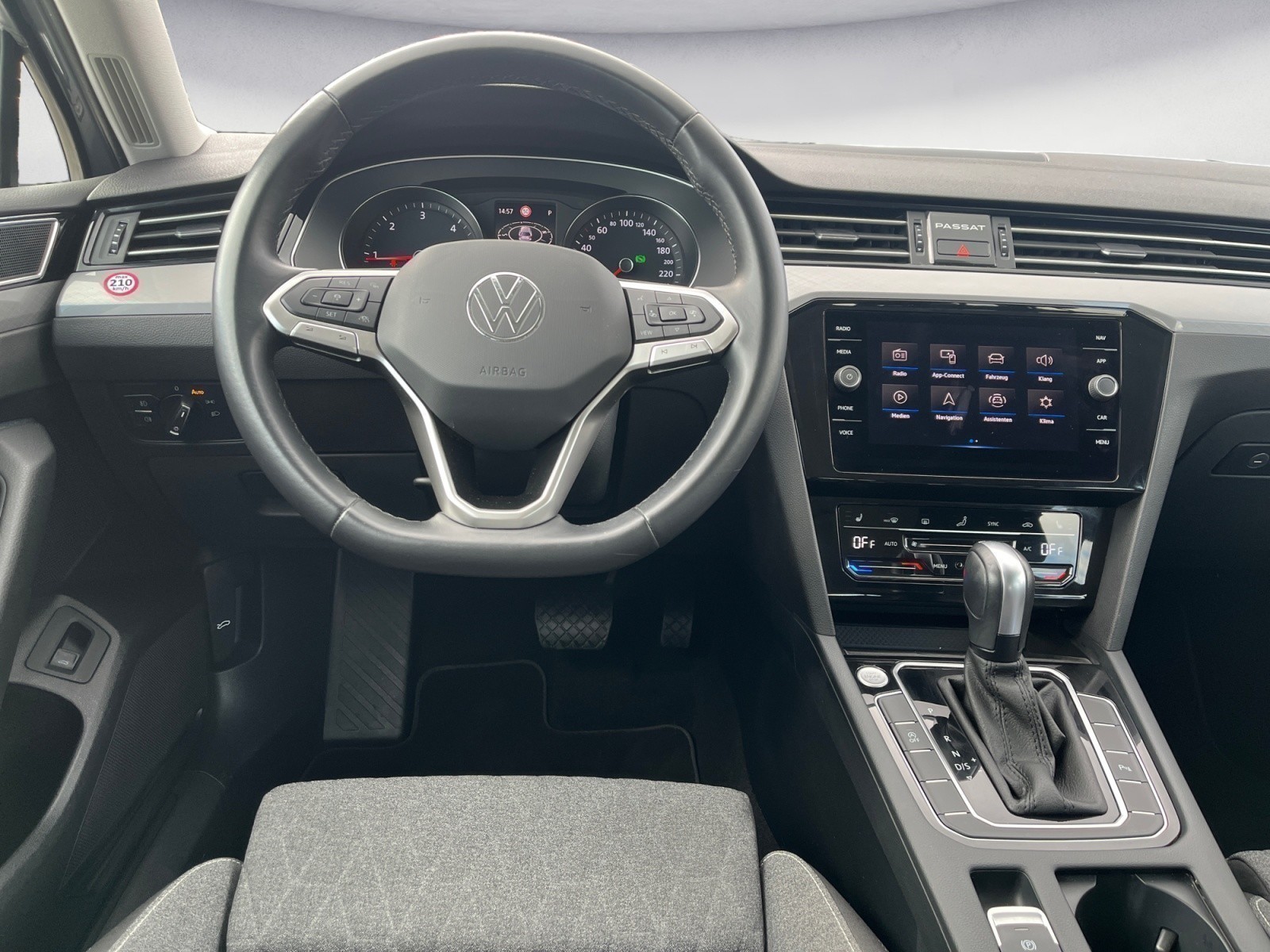 Volkswagen - Passat Variant 2.0 TDI SCR DSG Business