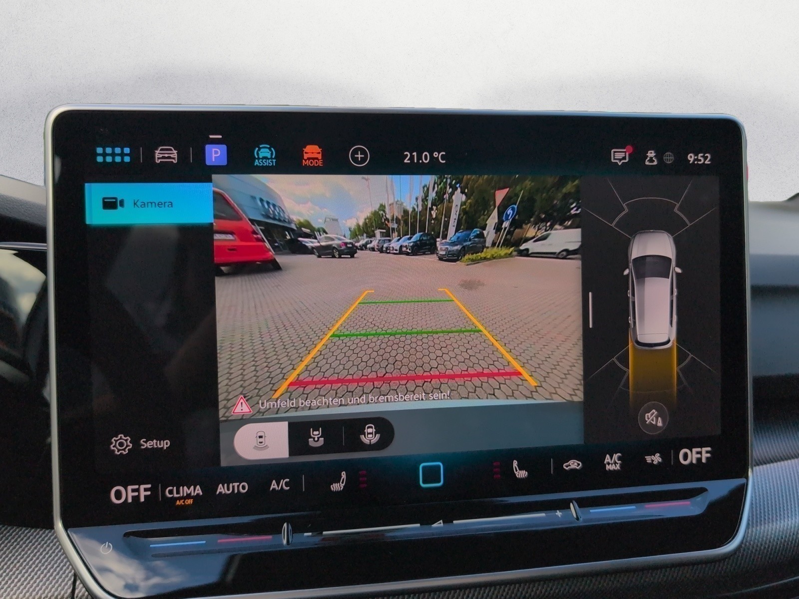 Volkswagen - Golf R-Line