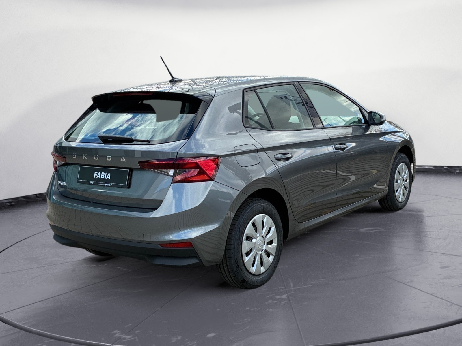 Skoda - Fabia Essence 1,0 MPI 5-Gang-Schaltgetriebe