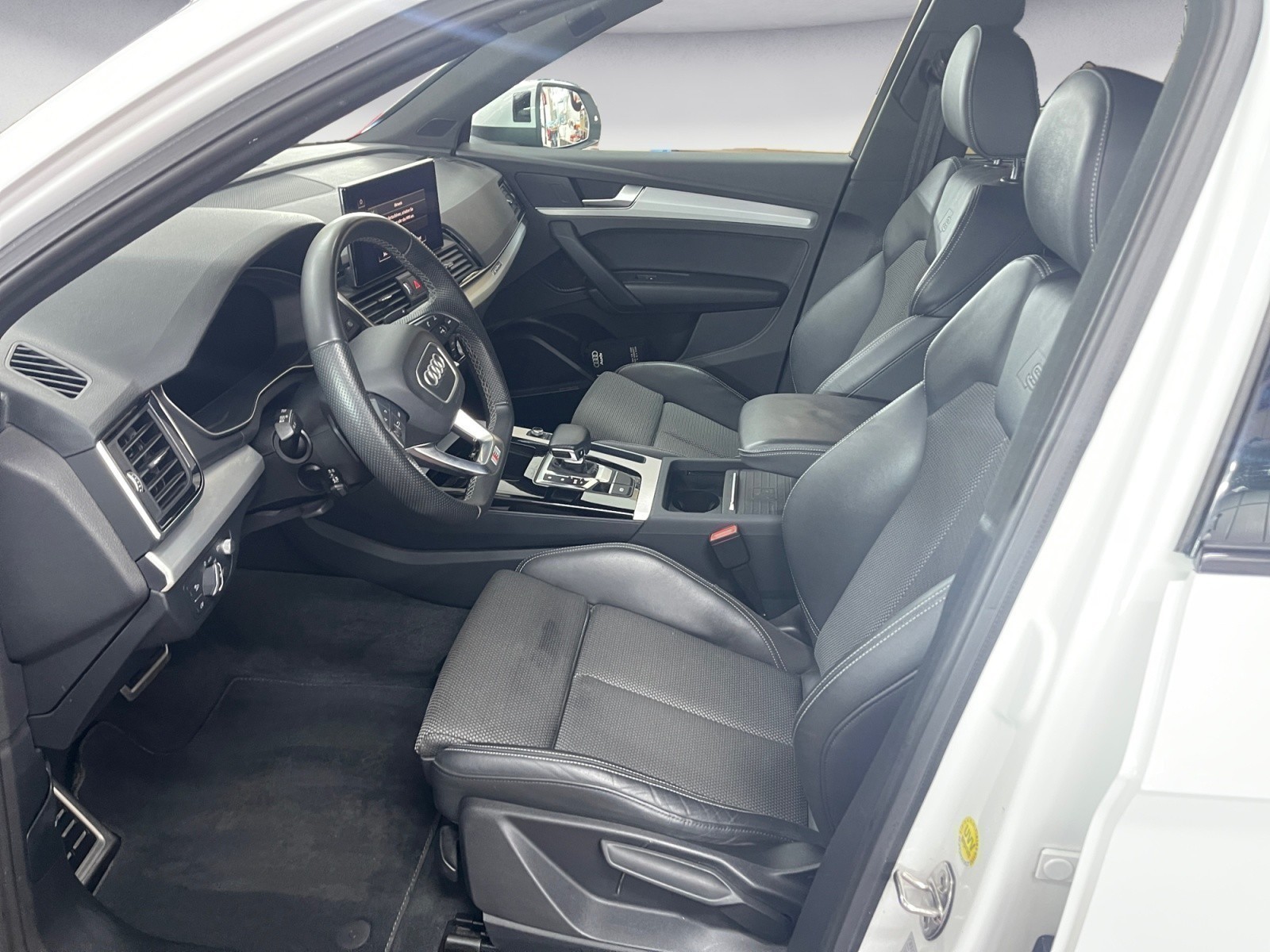 Audi - Q5 40 TDI Sportback quattro S tronic S line