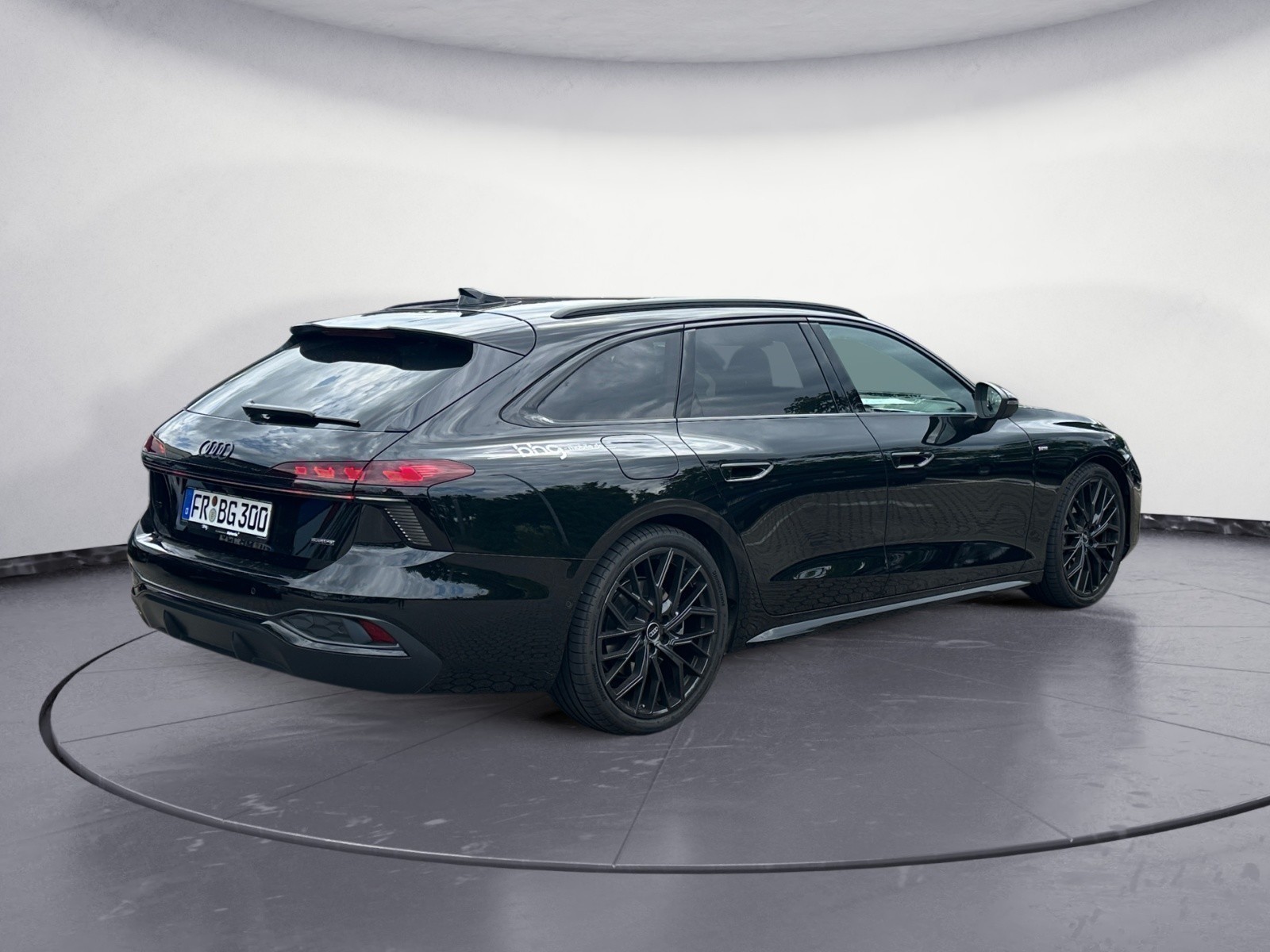 Audi - A6 Avant TDI quattro S troni