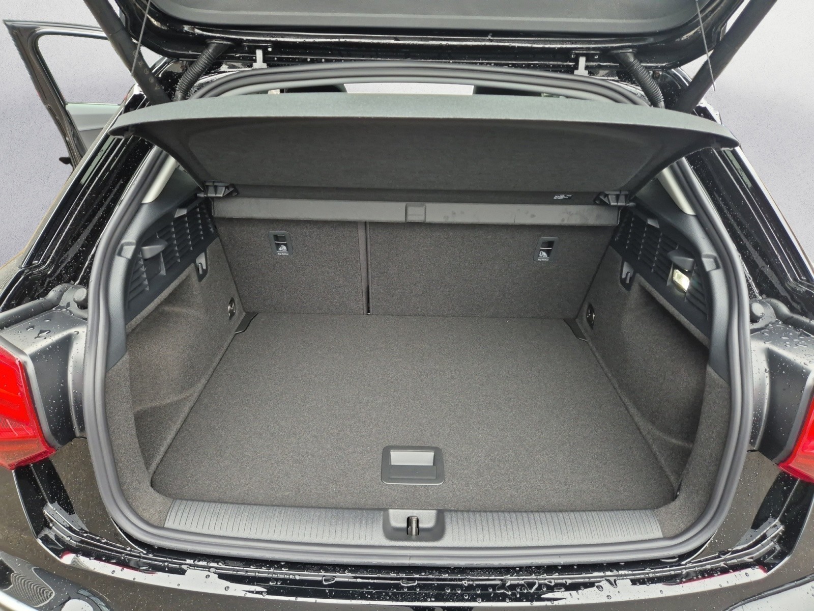 Audi - Q2 advanced 35 TFSI 110(150) kW(PS) S tronic