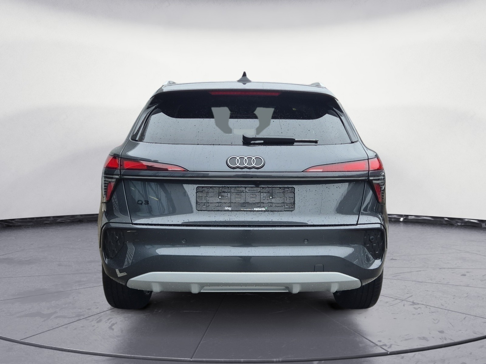 Audi - Q3 SUV TFSI S tronic