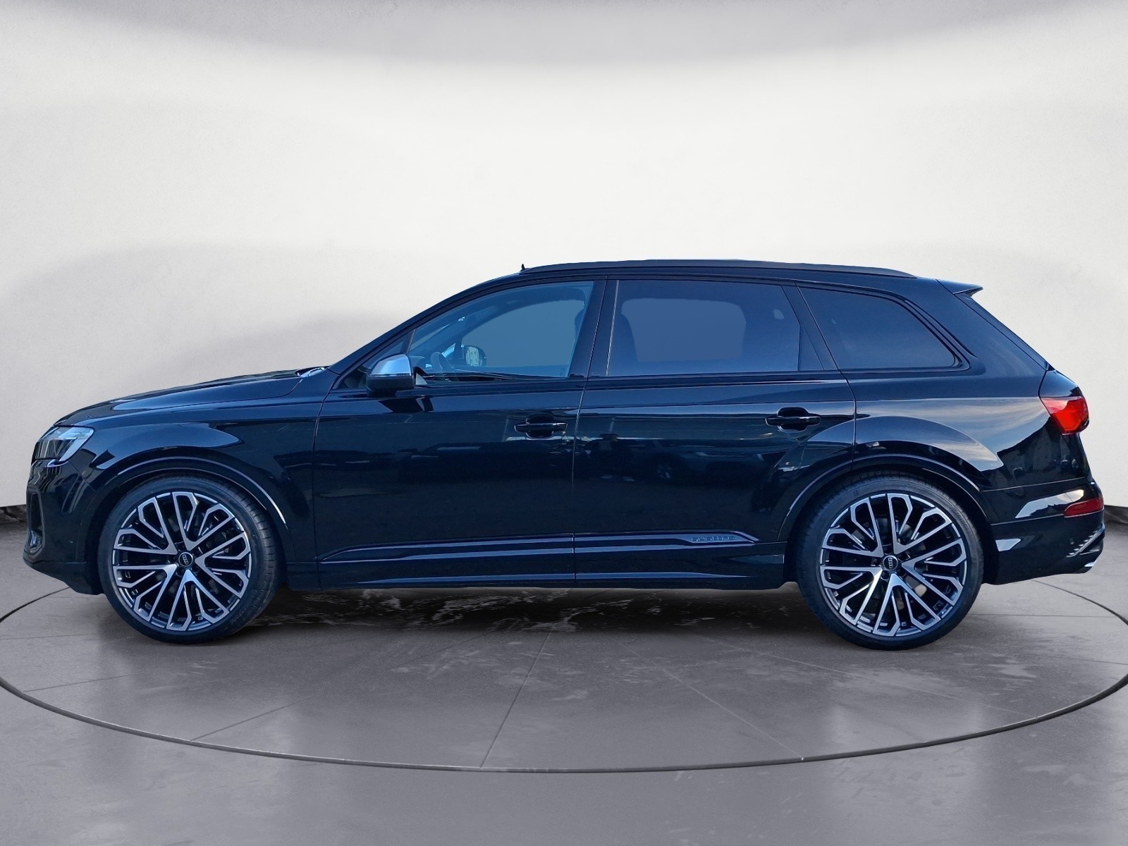 Audi - SQ7 SUV TFSI tiptronic