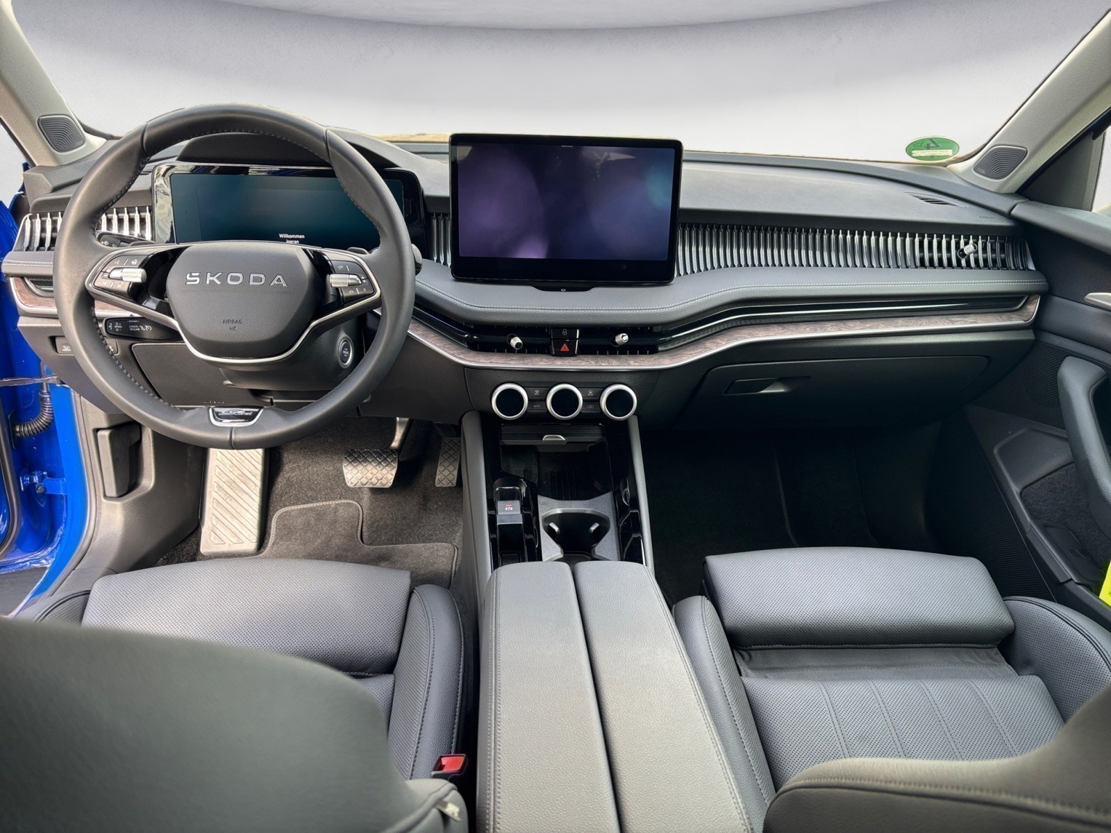 Skoda - Superb Combi L&K 2,0 TDI 7-Gang-