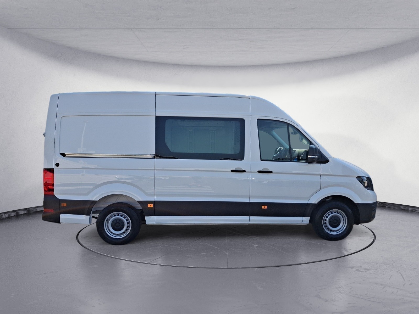 Volkswagen - Crafter 35 Kasten 2,0 l  Frontantr ieb 6-Gang Radst. 3640 mm