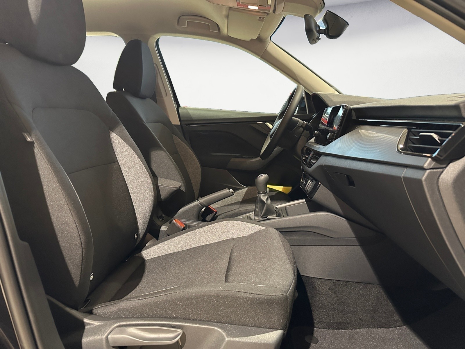 Skoda - Kamiq Essence 1,0 TSI  5-Gang-Schaltgetriebe