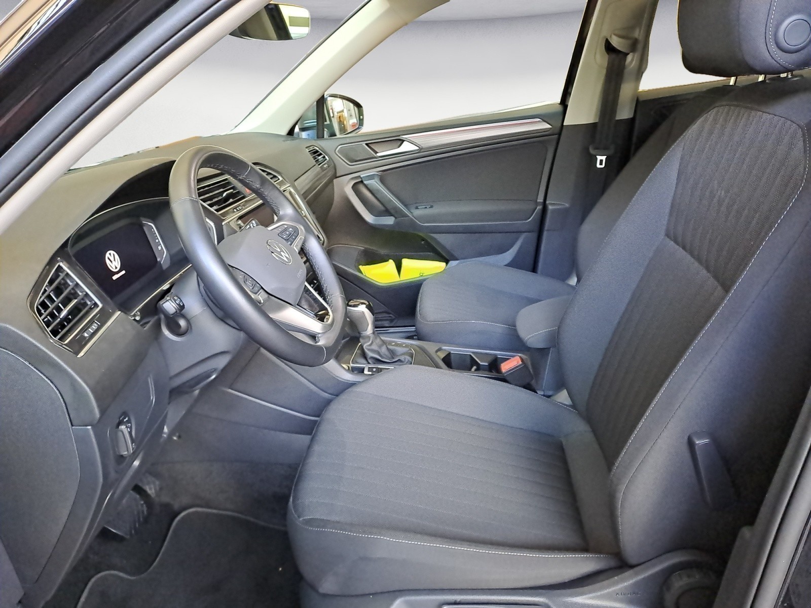 Volkswagen - Tiguan Allspace Life 2.0 TDI