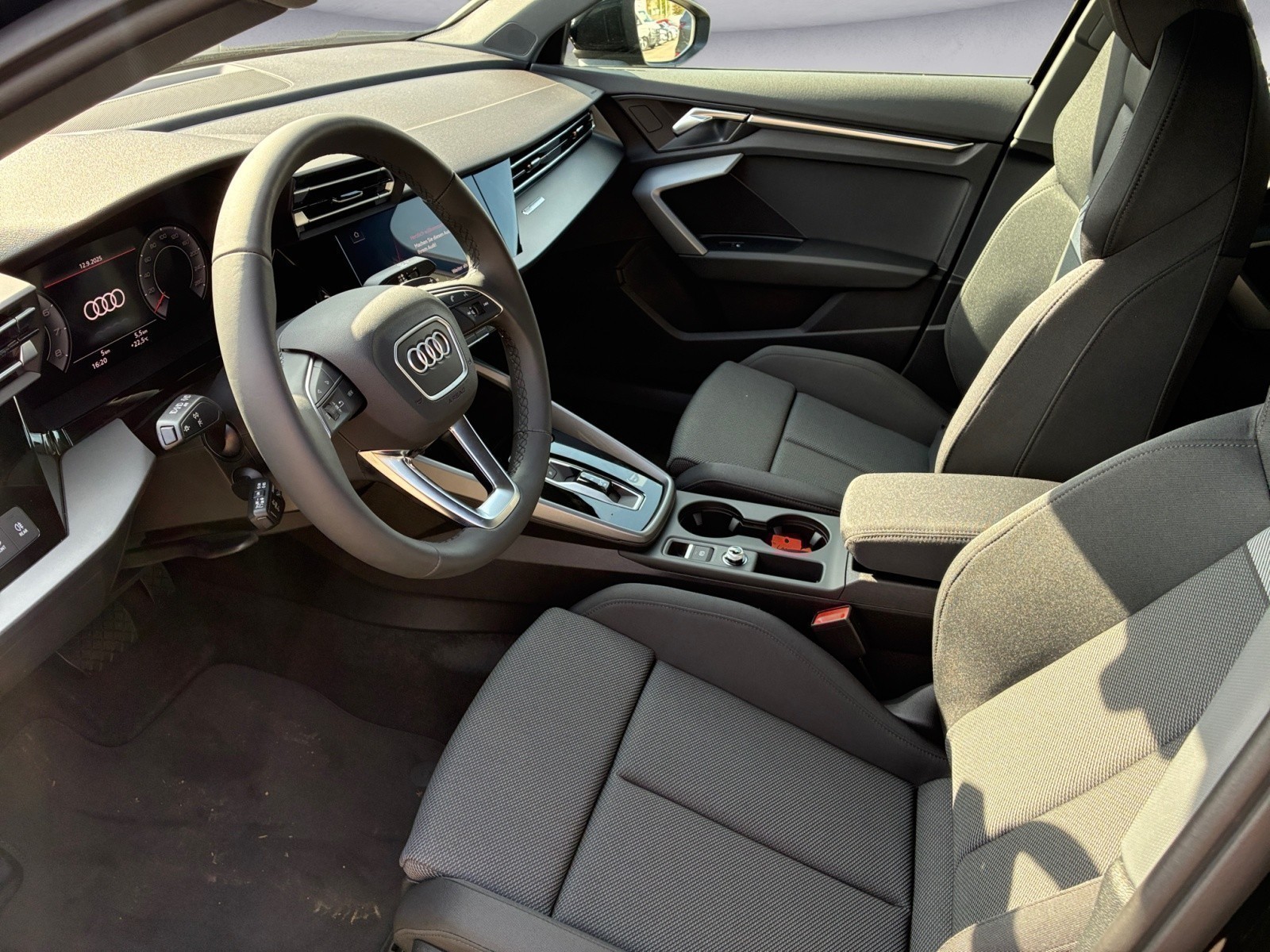 Audi - A3 Limousine advanced TFSI S tronic