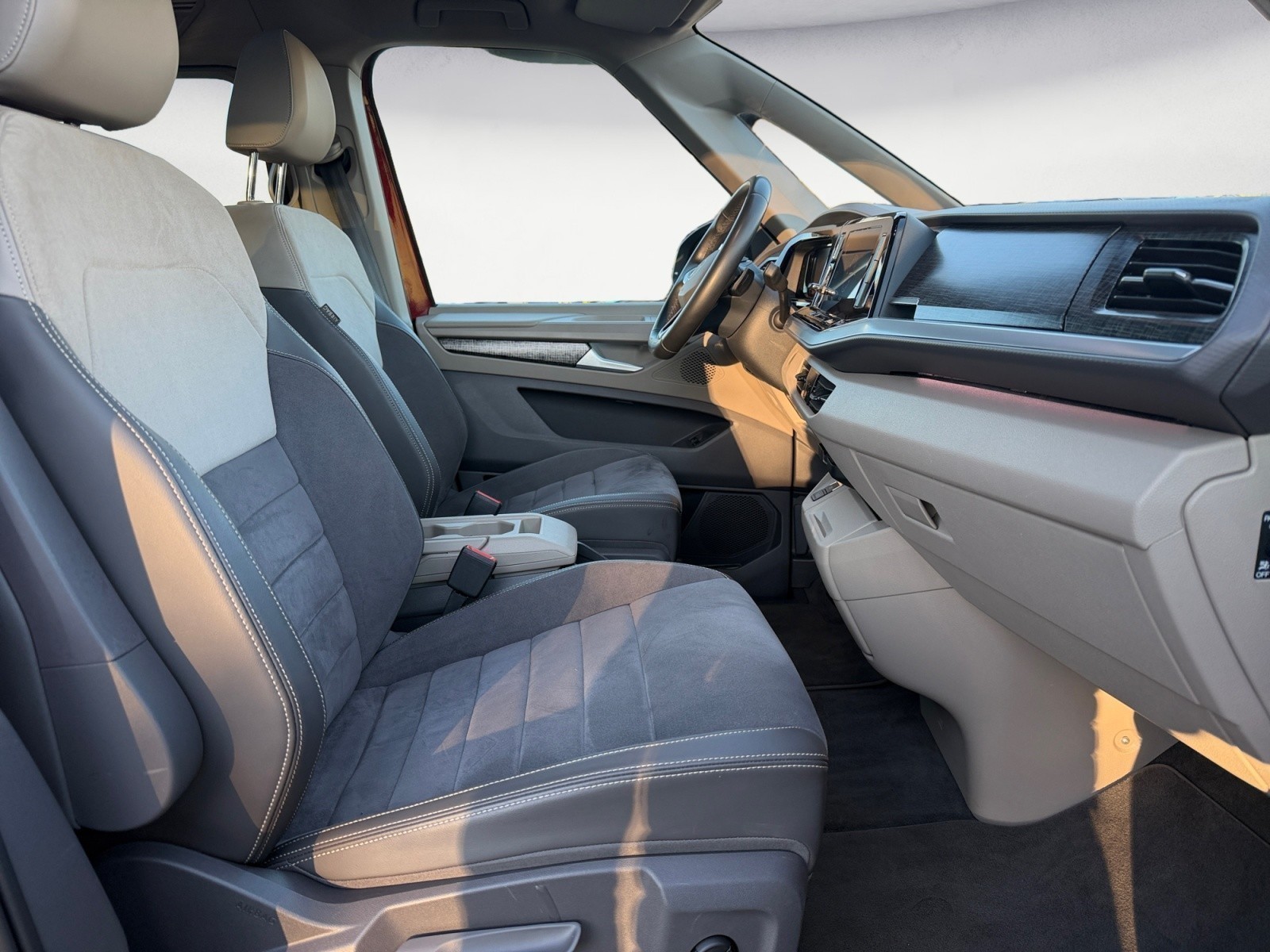 Volkswagen - T7 Multivan eHybrid