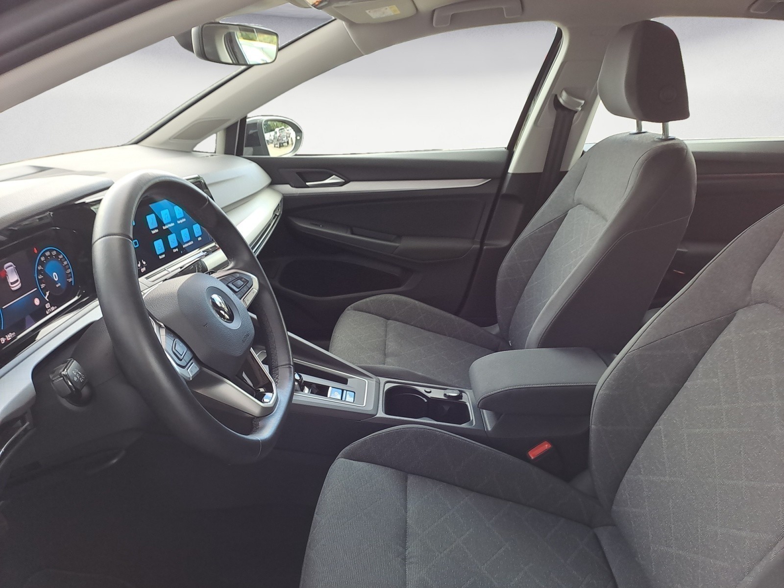 Volkswagen - Golf 1.5 eTSI OPF DSG Life