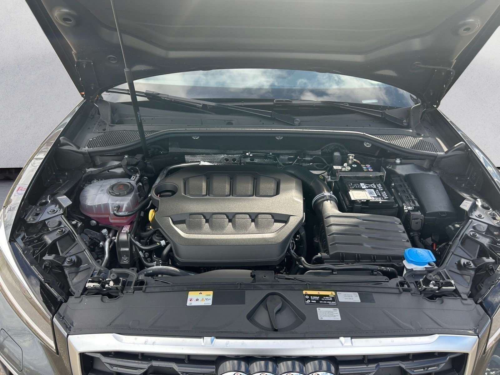 Audi - Q2 S line 40 TFSI quattro 140(190) kW(PS) S tronic