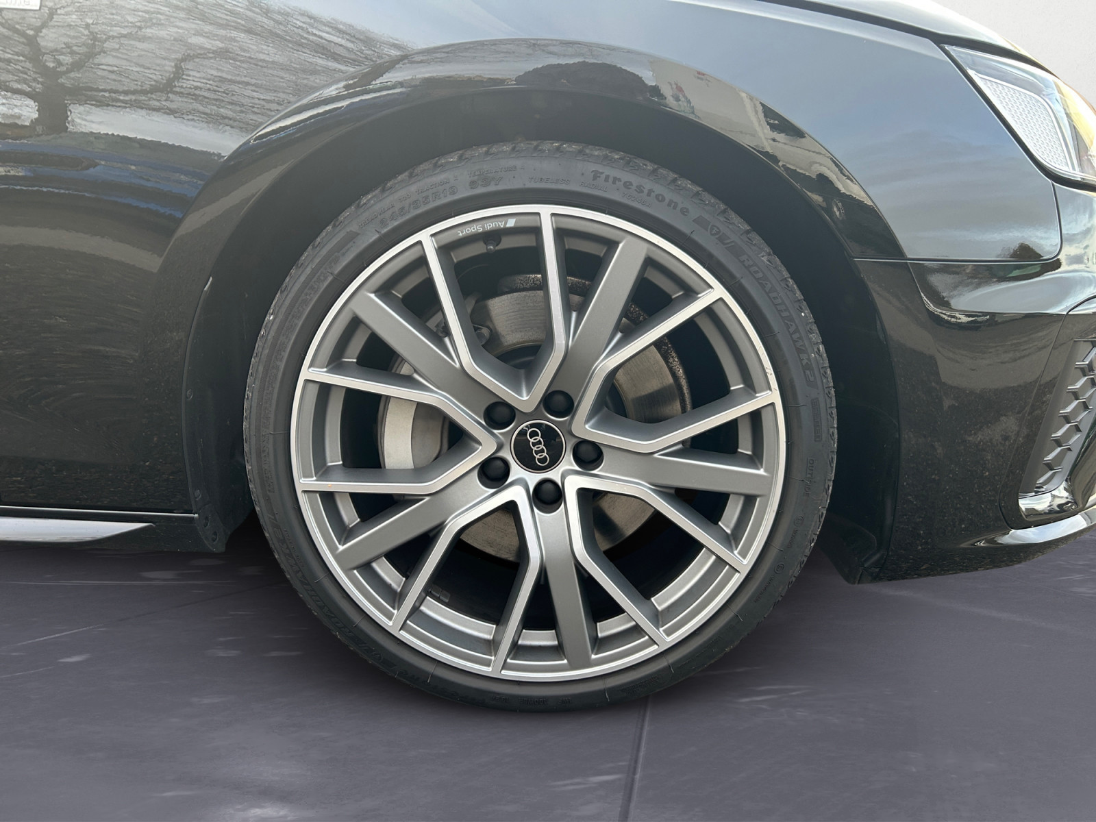 Audi - A4 Avant S line 45 TFSI quattro