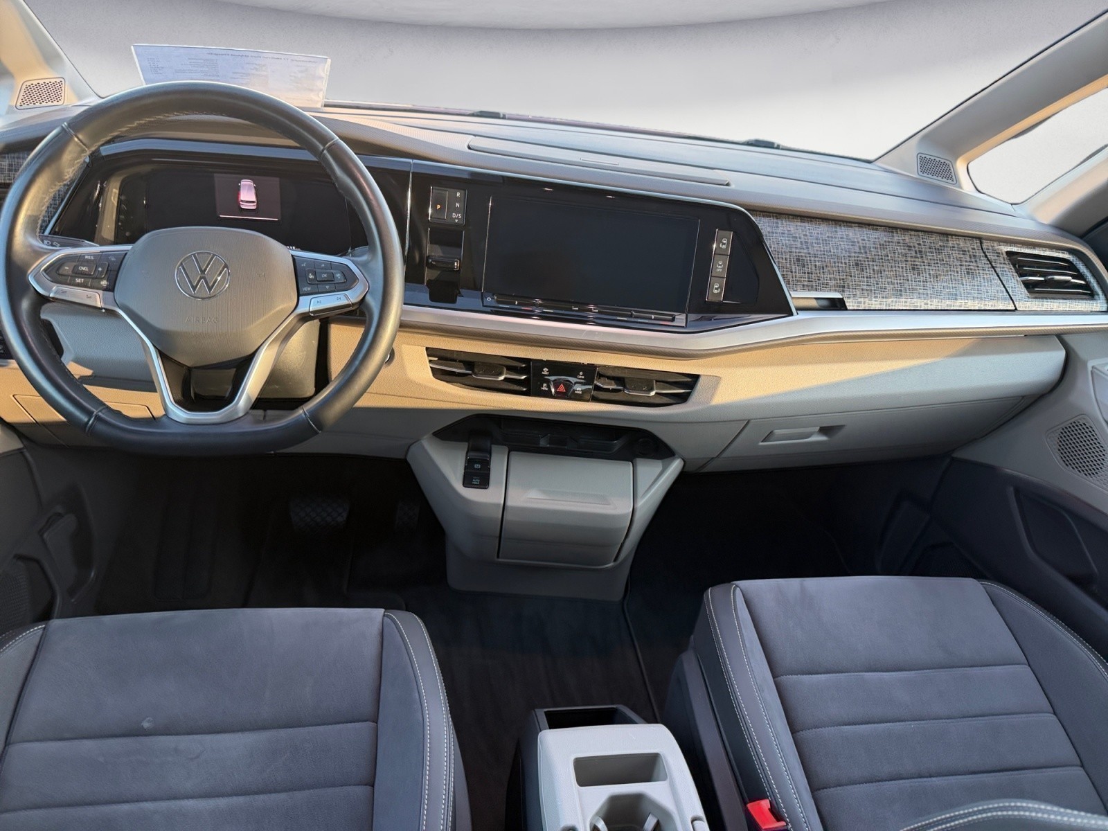 Volkswagen - T7 Multivan eHybrid