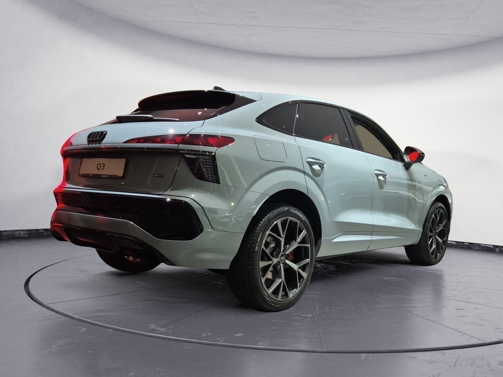 Audi - Q3 Sportback TFSI quattro S tronic