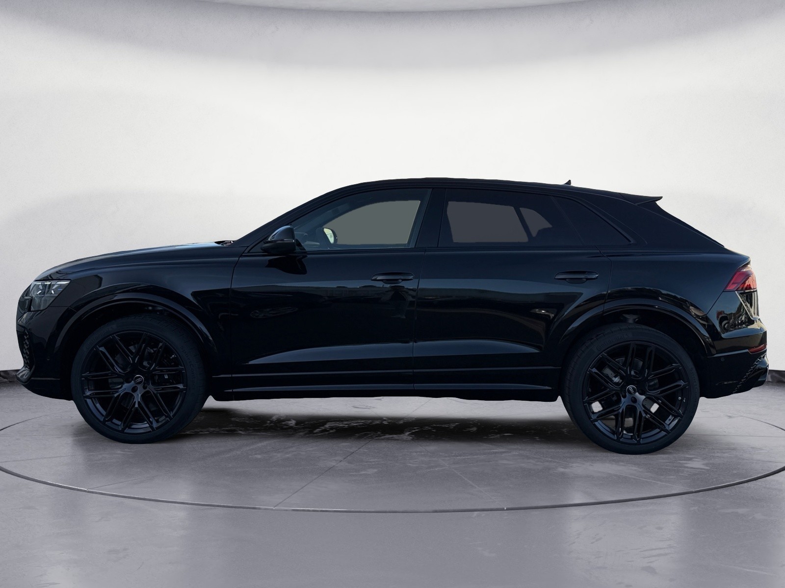 Audi - RS Q8 SUV tiptronic