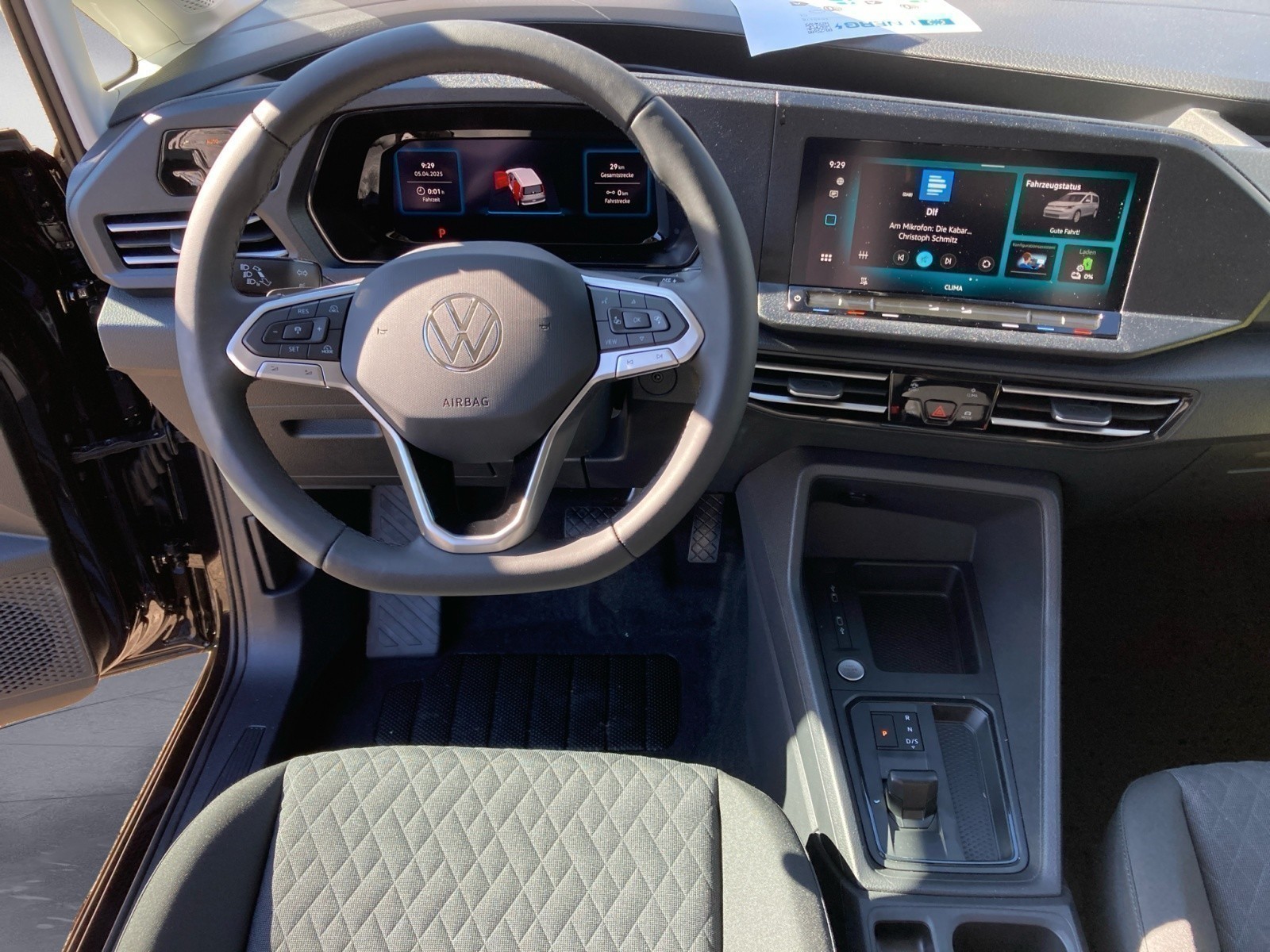 Volkswagen - Caddy Life 5-Sitzer 1,5 l eHybrid OPF EU6 Frontantrieb 6-Gang-DSG Radst. 2 755 mm