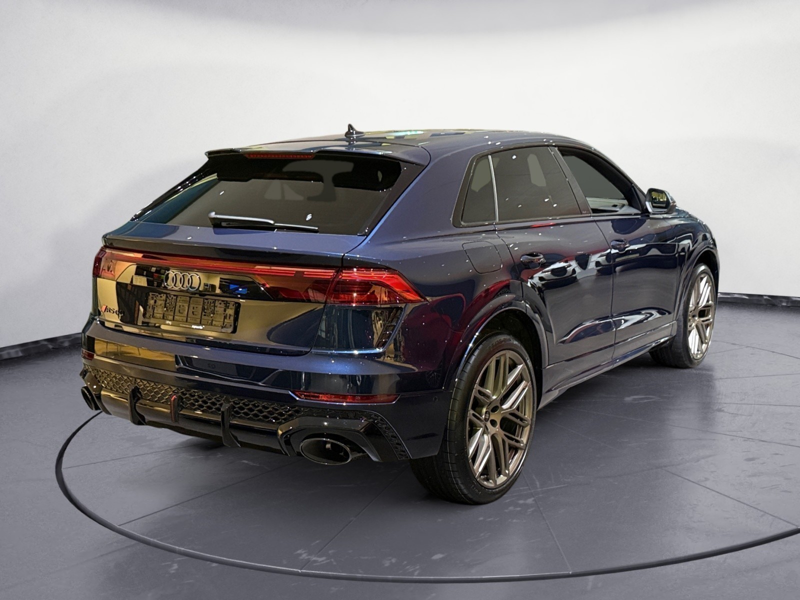 Audi - RS Q8 SUV performance tiptro nic