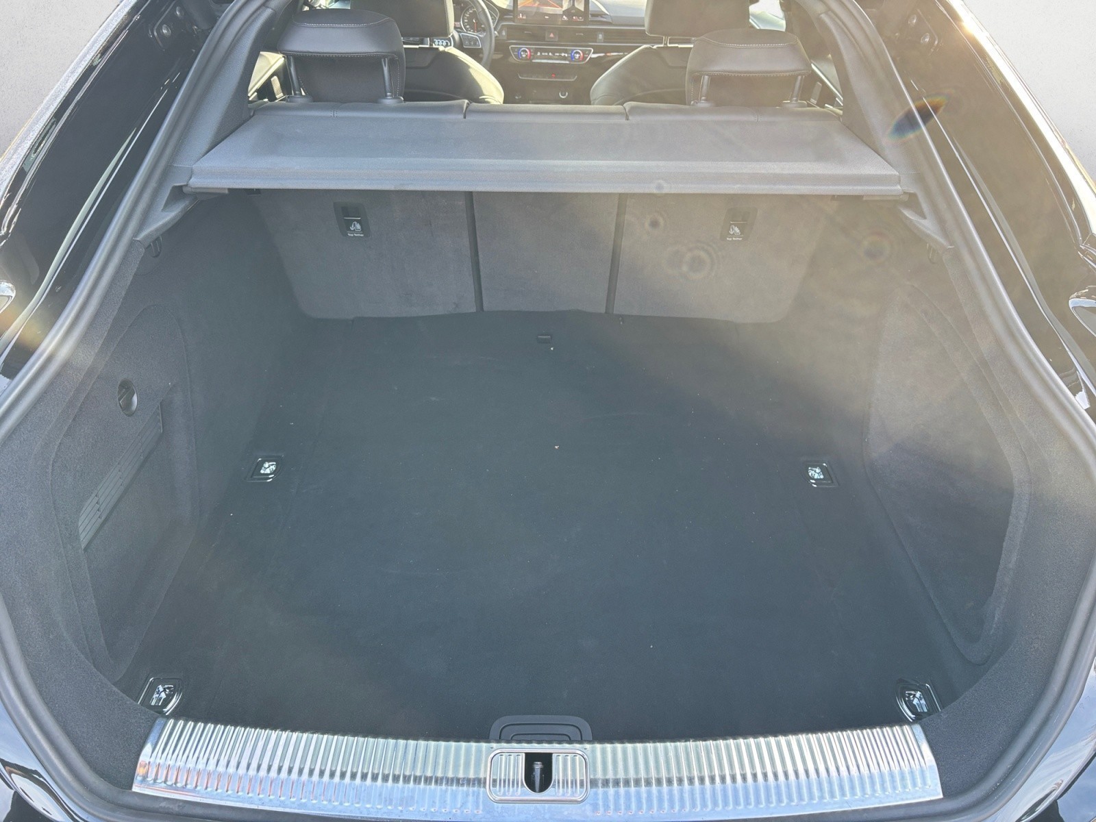 Audi - A5 Sportback S line 40 TFSI