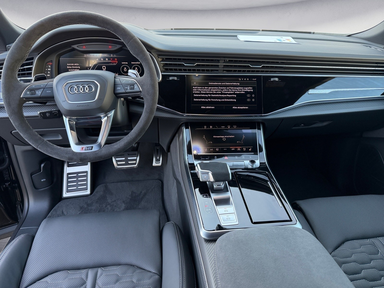 Audi - RS Q8 SUV tiptronic