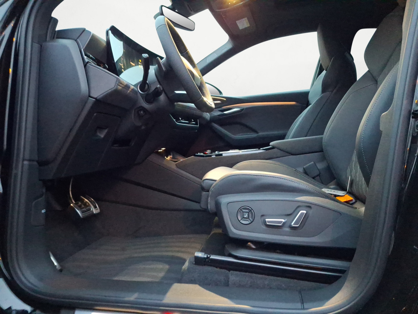 Audi - Q6 Sportback e-tron performance