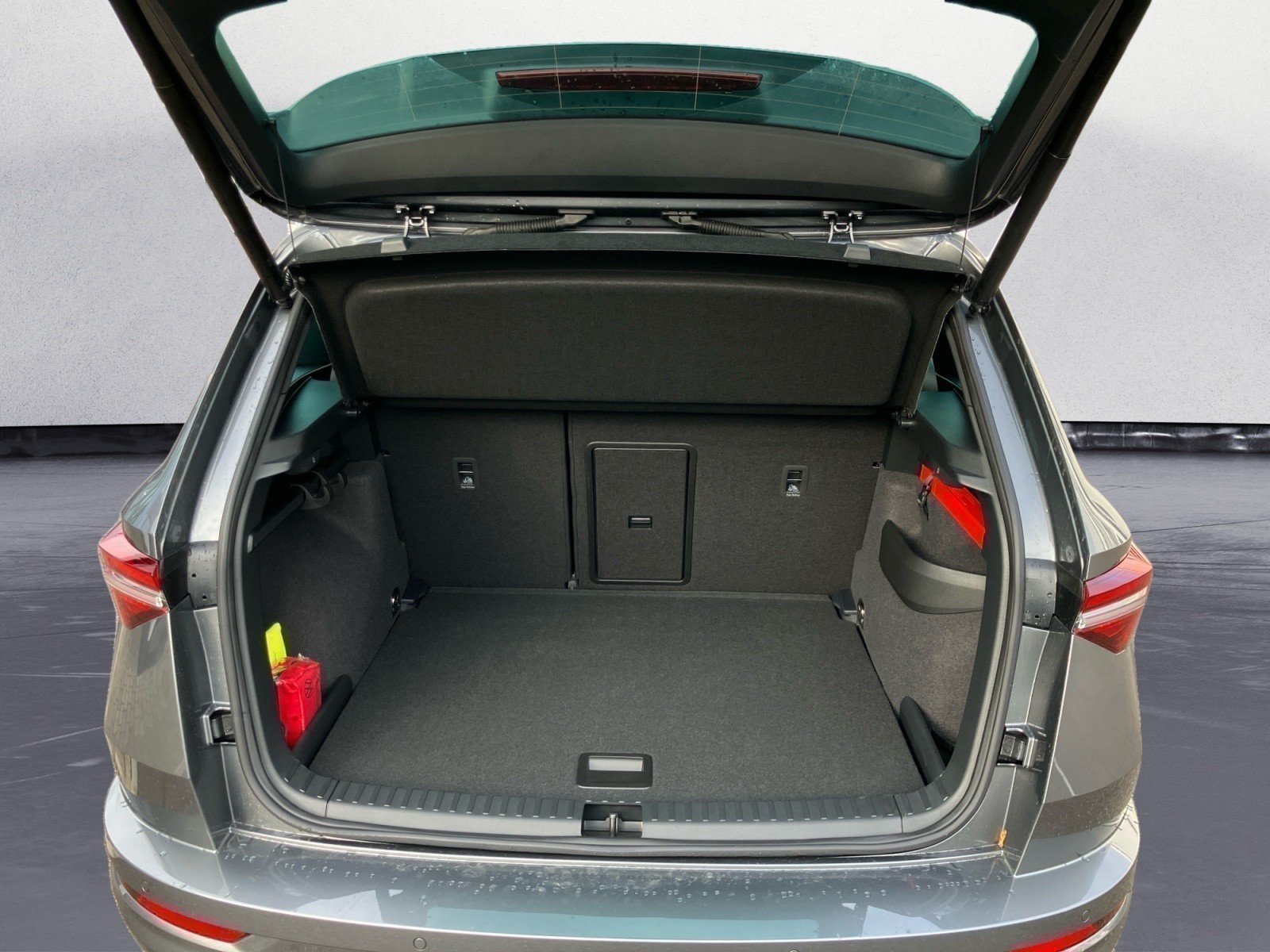 Skoda - Karoq Sportline 1,5 TSI 7-Gang-DSG